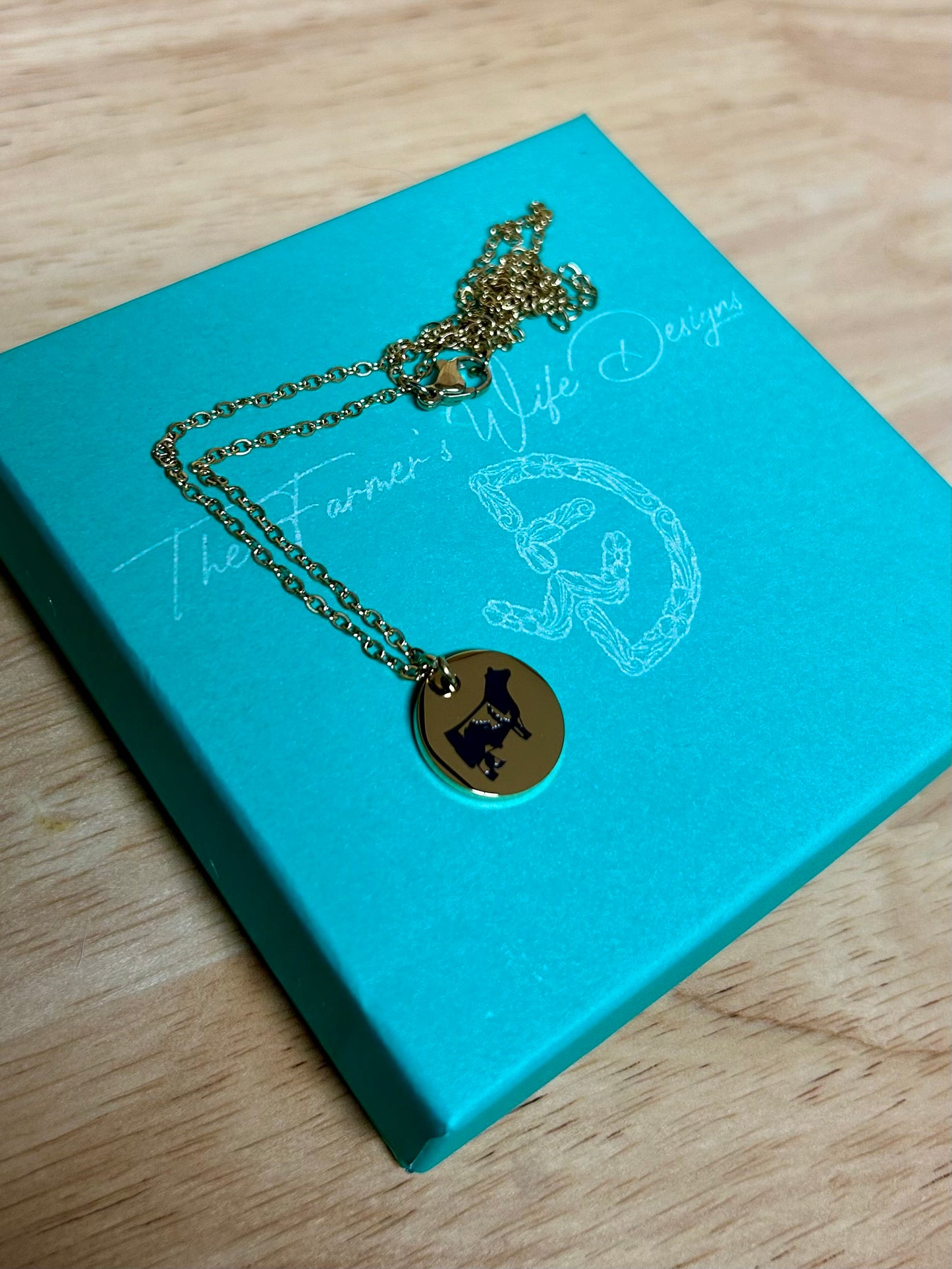 MD Shorthorn Necklace
