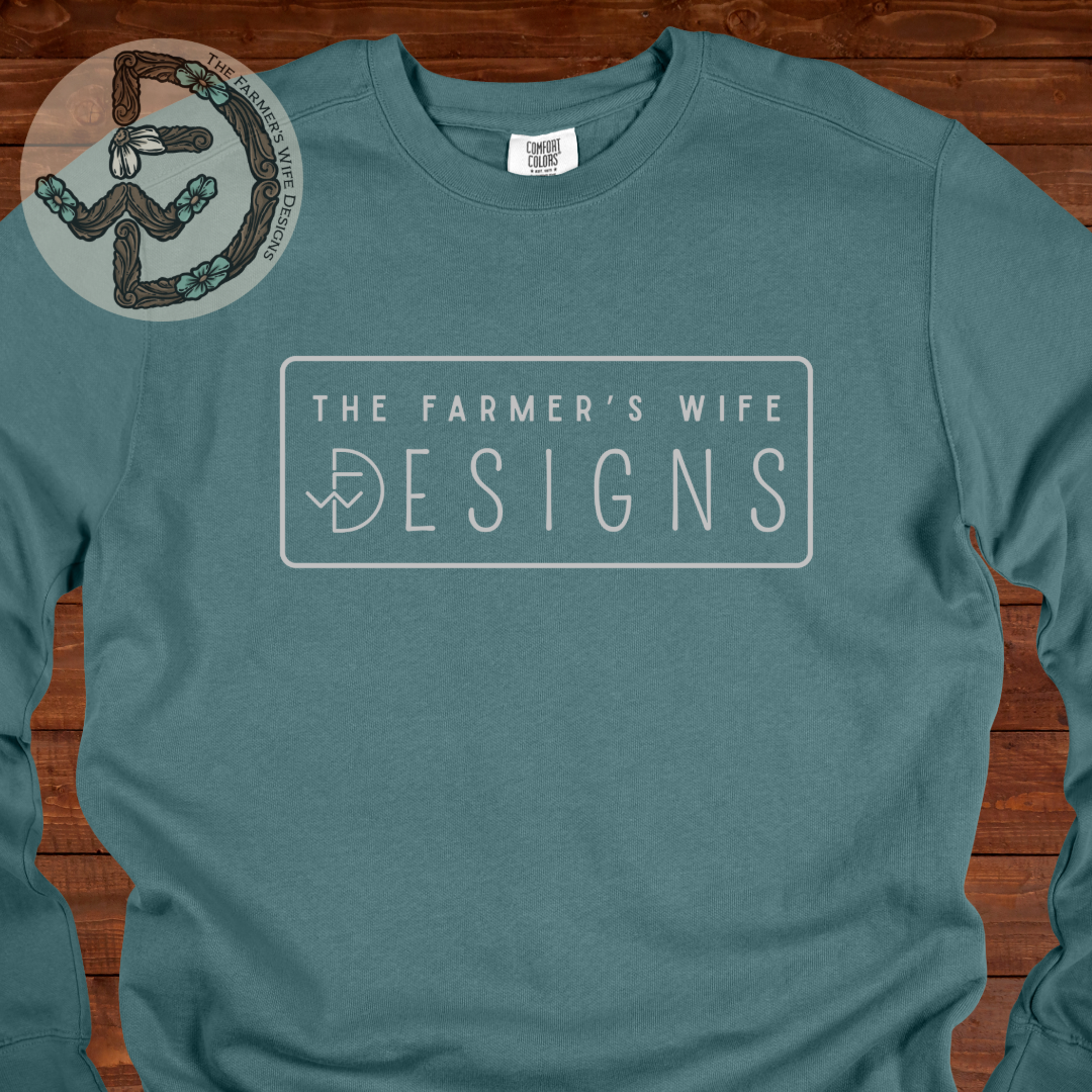 Exclusive Design Crewneck - Comfort Colors